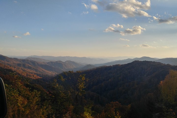 Sights of Smoky Mountains, Real Local History - Photo 1 of 6